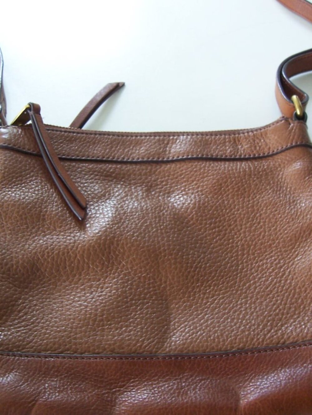 Fossil Cofrssbody Bag, Soft Pebble Brass Hardwarem Very Good Condition